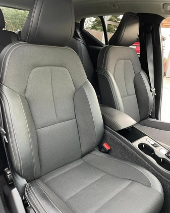 Volvo XC 40 cena 120000 przebieg: 41000, rok produkcji 2020 z Warszawa małe 436